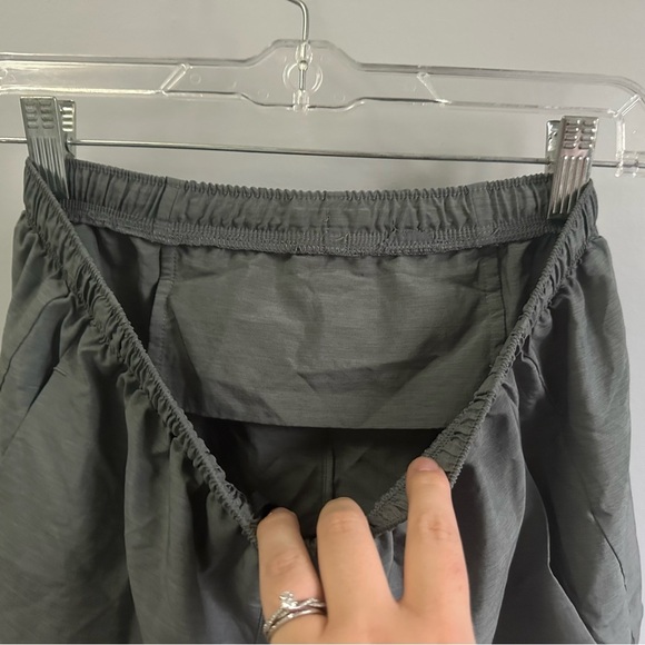 Nike Athletic Shorts in Forest Green Medium | Drawstring Loose Fit Back Pocket - Picture 9 of 13